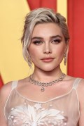 Florence Pugh in see  through