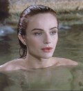 Francesca Neri nude in Al lupo al lupo