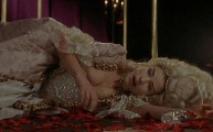 Gudrun Landgrebe nude in Der Vamp im Schlafrock