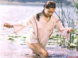 Hülya Avsar in Monsignor