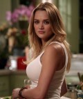 Haley King in "Life in Pieces"