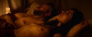Ivana Lotito nude in Briganti