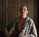 Jeanette Hain nude in Der Palast