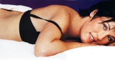 Jessie Wallace in Loaded