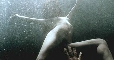 Juliette Lewis nude in Renegade