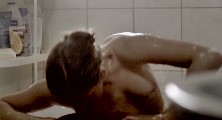 Karoline Teska nude in Ein Teil von mir