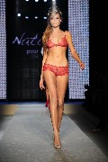 Laura Blokhina in Etam Lingerie