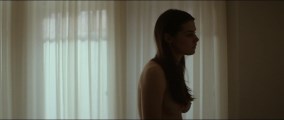 Inga Ibsdotter Lilleaas nude in Kvinner i for store herreskjorter