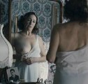 Luisa Gavasa nude in De tu ventana a la mia