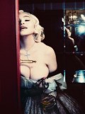 Madonna nude in photo shoot