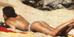 Mafalda Luis de Castro nude in topless