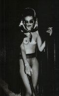 Marie Meyer nude in Numero