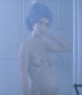 Marion van Thijn nude in De kassière