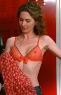 Mathilde Lebrequier nude in "Le juge est une femme"