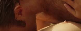 Megan Montaner nude in Entre tierras