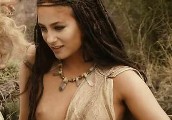 Mélanie Bernier nude in Sa majesté Minor