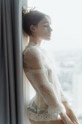 Miki Davis in photo shoot