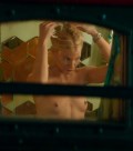 Mona Walravens nude in Gangsterdam