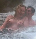 Natasa Tapuskovic nude in Zivot je cudo