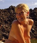 Nele Kiper nude in Griechische Küsse