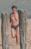 Olivia Cote nude in Les beaux jours