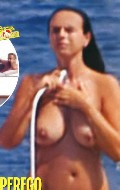Paola Perego nude in topless on a yacht