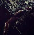Pauline Lorillard nude in Debout sur la montagne