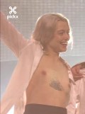 Phoebe Bridgers nude in boob flash