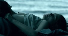 Pinelopi Tsilika nude in Mikra Anglia