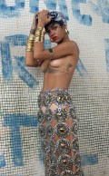 Rihanna nude in photo shoot