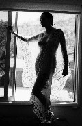 Rose McGowan nude in photo shoot