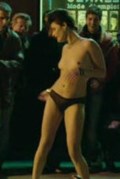 Rozenn Djonkovitch nude in Des lendemains qui chantent