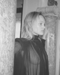 Simona Kust in photo shoot