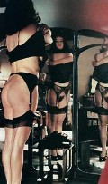 Stefania Sandrelli nude in La chiave