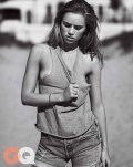 Suki Waterhouse nude in GQ