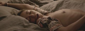 Sus Wilkins nude in "Yes No Maybe"