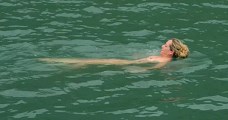 Tamina Kallert nude in Wunderschön!