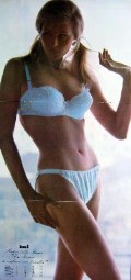 Ursula Andress in LUI