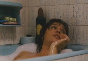 Valeria Golino nude in La kryptonite nella borsa