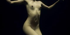 Ariadna Hafez Navarro nude in Casiopea