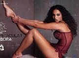 Débora Nascimento in UM