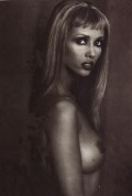 Iman nude in photo shoot