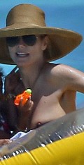 Heidi Klum nude in Nip slip