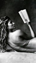 Gisele Bundchen nude in V
