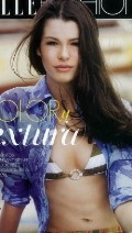 Carly Foulkes in Elle MX