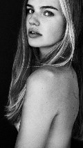 Milou Sluis nude in photo shoot
