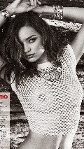 Miranda Kerr in Elle ES