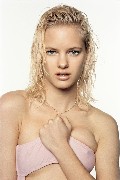 Hannah Holman in Muse