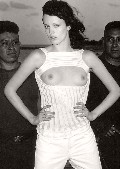 Karen Elson nude in Dutch