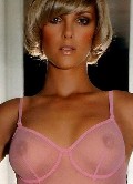 Ana Hickmann  in GQ DE